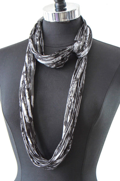Black and Silver Scarf Necklace 'Obsidian'