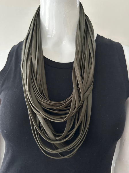 Dark Green Vegan Leather Scarf Necklace 'Khaki Green'