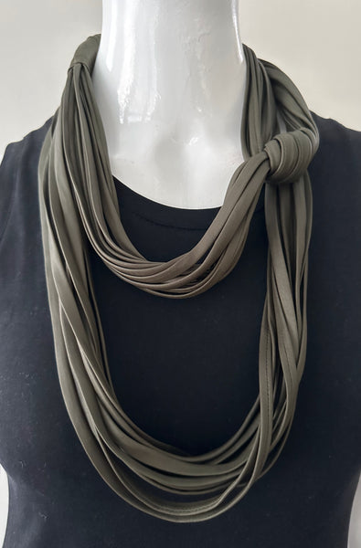 Dark Green Vegan Leather Scarf Necklace 'Khaki Green'
